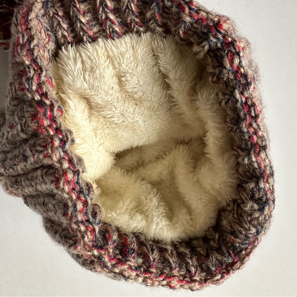 C.C Cable Knit Hat, Scarf, and Mittens Set Sz OS - Picture 4 of 11
